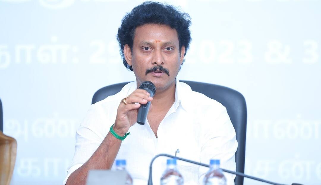 Minister Anbil Mahesh: அரசுப் பள்ளிகள் எங்களின் பிள்ளைகள்; தாரை வார்க்கமாட்டோம்- அமைச்சர் அன்பில் உருக்கம்!