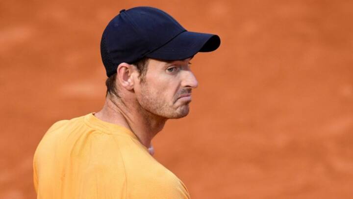 इसके बाद इंग्लैंड के एंडी मरे तीसरे पायदान पर हैं. एंडी मरे ने अपने करियर में रिकॉर्ड 46 टाइटल जीते. दरअसल एंडी मरे की नटे वर्थ के बारे में जानकारी सार्वजनिक नहीं है, लेकिन इस खिलाड़ी ने बतौर प्राइज मनी 46.4 मिलियन पाउंड की कमाई की. (फोटो क्रेडिट- सोशल मीडिया)