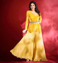 Health Tips: 52 વર્ષની ઉંમરે પણ 32ની લાગે છે રવિના ટંડન, જાણો તેની ફિટનેસ ફોર્મ્યુલા