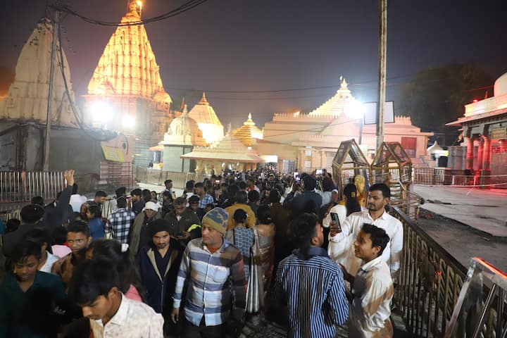 इसके बाद मंदिर की व्यवस्थाओं में काफी सुधार देखने को मिल रहा है. मंदिर समिति द्वारा अभी भी सतत नजर रखी जा रही है.
