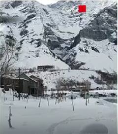 लाहौल-स्पीति घाटी में बर्फबारी जारी | ABP NEWS SHORTS