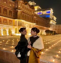 Bhumi Pednekar ने अपनी बहन संग रॉयल अंदाज में मनाया न्यू ईयर का जश्न, एक्ट्रेस ने तस्वीरें शेयर कर दिखाई झलक