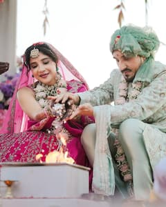 Sakshi Agarwal: பிக்பாஸ் சாக்ஷி அகர்வாலுக்கு திடீர் என நடந்த திருமணம்! மாப்பிள்ளை யார் தெரியுமா?