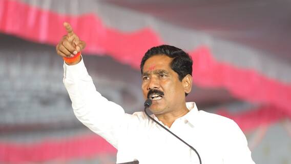 Bajrang Sonawane : सरपंच संतोष देशमुख हत्या प्रकरण दिल्लीत पोहोचलं; खासदार बजरंग सोनवणेंचा मोठा निर्णय, म्हणाले, 'त्या दोन पोलिस अधिकाऱ्यांचे..'