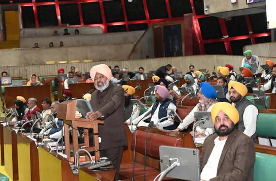 Punjab News: ਪੰਜਾਬੀਆਂ ਨੇ ਕਰ ਦਿੱਤੇ ਭਗਵੰਤ ਮਾਨ ਸਰਕਾਰ ਦੇ ਖਜ਼ਾਨੇ ਫੁੱਲ! ਟੈਕਸਾਂ ਤੋਂ ਹੀ 31156.31 ਕਰੋੜ ਦੀ ਕਮਾਈ