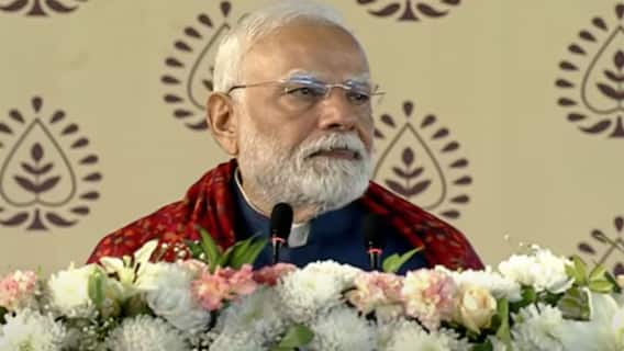 Delhi Elections: PM Modi Hands Over New Flats To Slum Dwellers, Makes 'Sheeshmahal' Jibe At Kejriwal