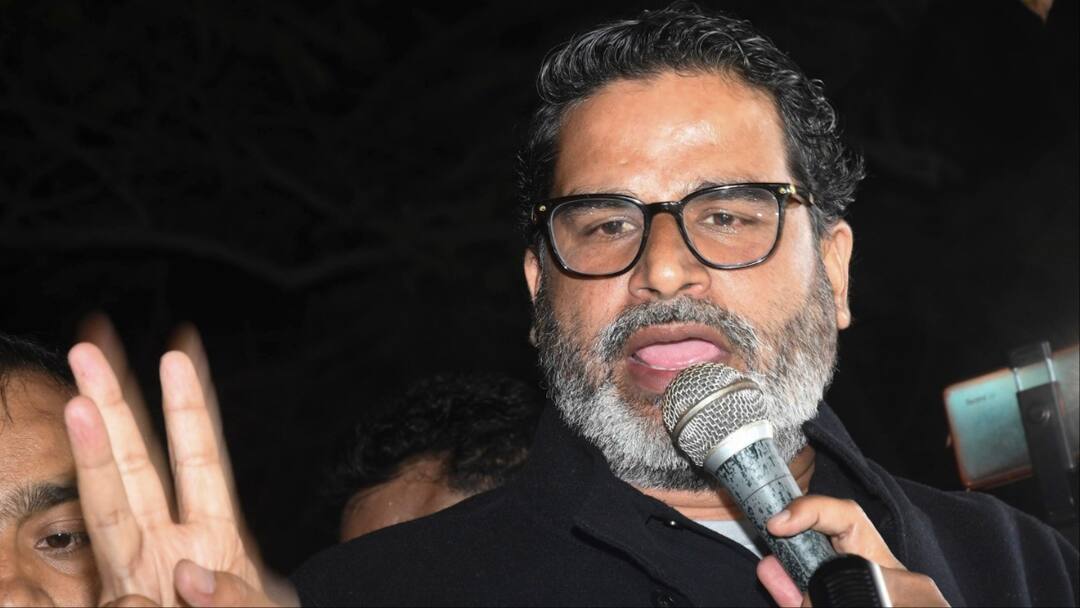 BPSC Student Protest Jan Suraj Chief Prashant Kishor Targeted CM Nitish Kumar BPSC Protest: ‘बच्चों से मिलने में इतना...’, जन सुराज अध्यक्ष प्रशांत किशोर ने CM नीतीश कुमार को घेरा