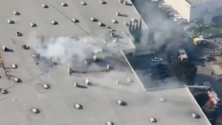 Video: Smoke Pours Out From Gaping Hole As Plane Crashes Into Warehouse In California, 2 Dead California Plane Crash Smoke Pours Out From Gaping Hole As Plane Crashes Into Warehouse 2 Dead Video: Smoke Pours Out From Gaping Hole As Plane Crashes Into Warehouse In California, 2 Dead