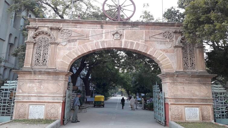 Ahmedabad Gujarat Vidyapith is launching its first ever Bachelors in Commerce programme હવે ગુજરાત વિદ્યાપીઠમાં કરી શકાશે એમકોમ, BBAનો અભ્યાસ, વર્ષ 2025-26થી કોમર્સ ફેકલ્ટીનો પ્રારંભ