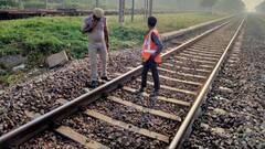 कानपुर: बर्राजपुर रेलवे ट्रैक पर मिला गैस सिलेंडर मिलने से मचा हड़कंप, सुरक्षा एजेंसियां अलर्ट
