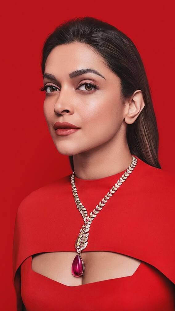 इस एक्ट्रेस की फैमिली में हैं 4 लोग, सबके नामों का मतलब है लगभग एक जैसा