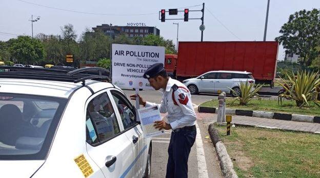 9.85 lakh people were challaned last year in Chandigarh Chandigarh News: 'ਚਲਾਨਗੜ੍ਹ' 'ਚ 9.85 ਲੱਖ ਲੋਕਾਂ ਦੇ ਕੱਟੇ ਚਲਾਨ, ਟ੍ਰੈਫਿਕ ਪੁਲਿਸ ਵਿਭਾਗ ਨੂੰ ਹੋਇਆ 23 ਕਰੋੜ ਦਾ ਮੁਨਾਫਾ