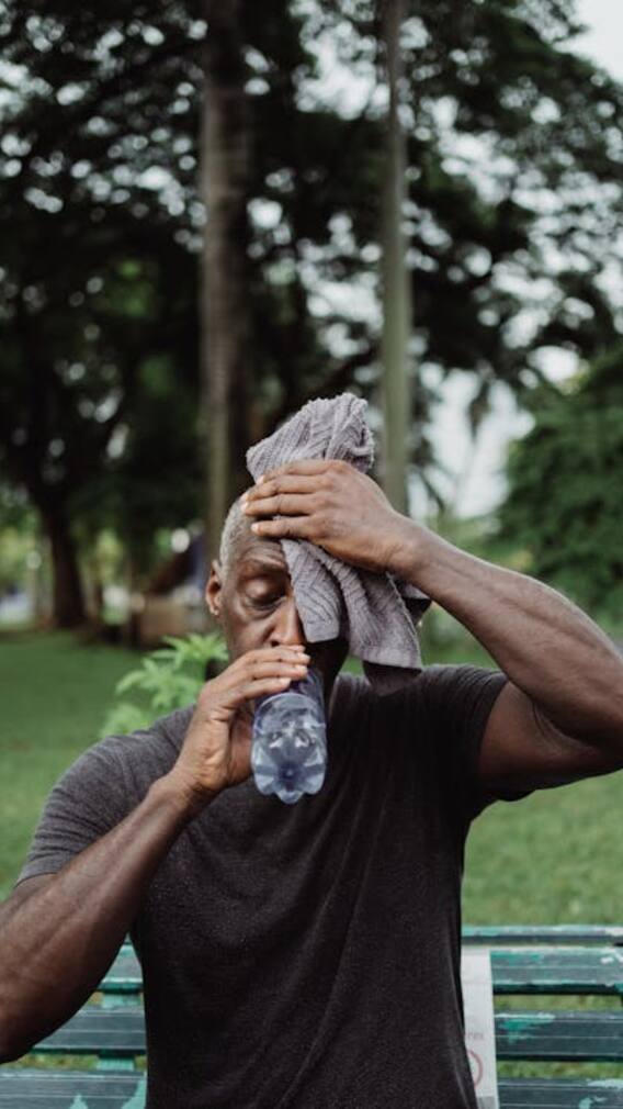 क्या पसीने से भी पता चलता है ब्लड शुगर?