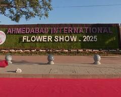 મુખ્યમંત્રીના હસ્તે અમદાવાદમાં ફ્લાવર શોનો પ્રારંભ, જાણો કેટલી ચૂકવવી પડશે એન્ટ્રી ફી?