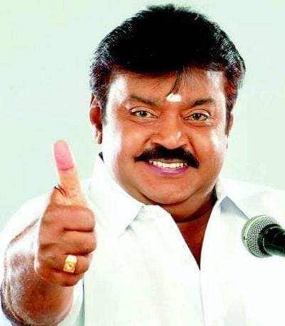 இந்த வீட்டின் பணிகள் கடந்த 2023 ஆம் ஆண்டு தான் தொடங்கப்பட்டது. அந்த வீடு நினறிவு பணிகளை எட்டியபோது விஜயகாந்த் மறைவால் அந்த பணிகள் அப்படியே கிடப்பில் போடப்பட்டன. பின்னர் விஜயகாந்த் மறைந்து 6 மாதங்கள் ஆனபின்னரே மீண்டும் இந்த பணிகள் சூடுபிடிக்க துவங்கியது. தற்போது அணைத்து பணிகளும் நிறைவடைந்து, வீடு கிரஹப்ரவேசத்திற்கு தயாராக உள்ளது.