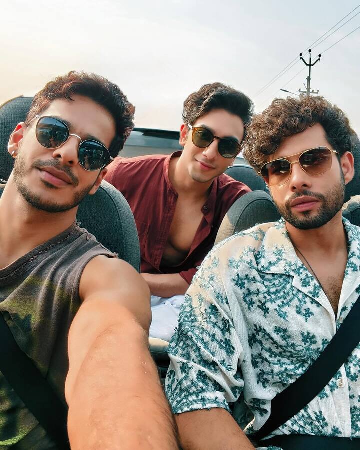 However, Siddhant, Ishaan, and Vedang also were seen an ad shoot for a mobile phone. If the entire photoshoot was for the promotion of the phone alone, fans are likely to be disappointed. Let us know what do you think about a possible sequel of ZNMD. ( All Pics Credit: Instagram/ @siddhantchaturvedi)