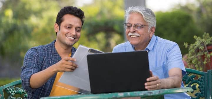 ही रक्कम तुमच्या सेवानिवृत्तीच्या वेळी जमा होते जेणेकरून तुमचे भविष्य आर्थिकदृष्ट्या सुरक्षित राहू शकतं.पण एक प्रश्न डोकावतो तो आपण EPFO ​​मधून कधीही पैसे काढू शकतो का?