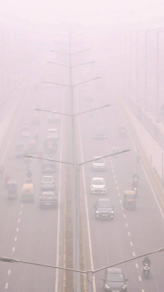 दिल्ली में कोहरे का कहर, उड़ान के साथ ये चीजें प्रभावित