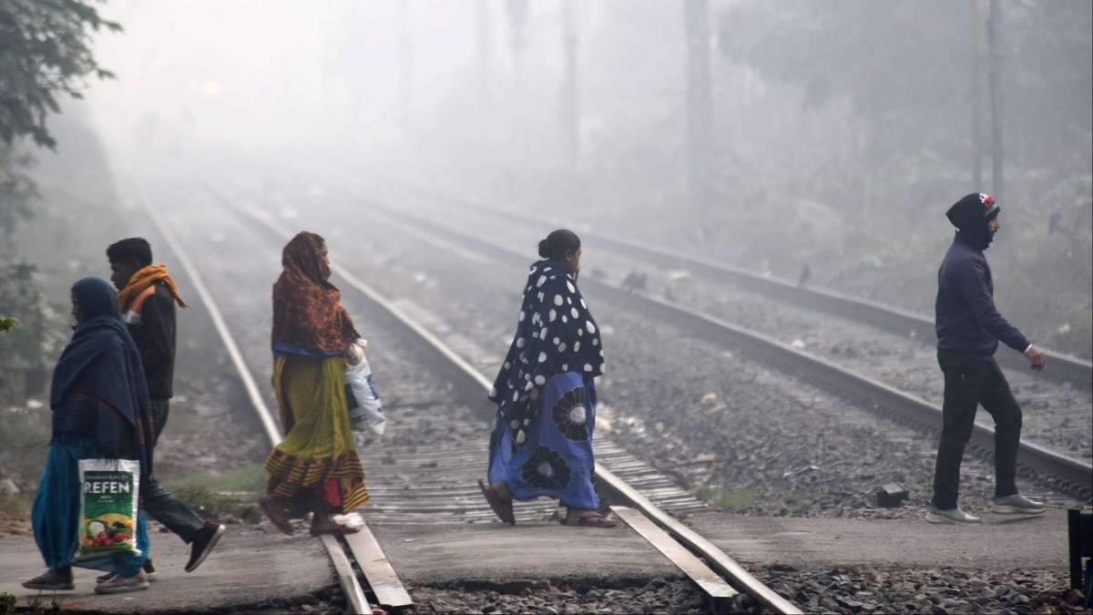 बिहार में कड़ाके की ठंड, 12 जिलों में येलो अलर्ट, शीतलहर से दोहरी होगी सर्दी की मार, हवा भी होने लगी खराब