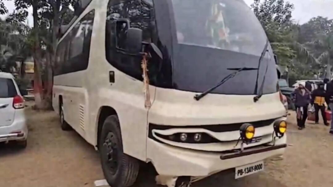 BPSC Exam row Prashant Kishor Reacts rs 2 crore Vanity Van Hunger Strike Site BPSC Exam: Prashant Kishor Reacts To Row Over 'Vanity Van' Near Hunger Strike Site — 'If I Go Home Then...'