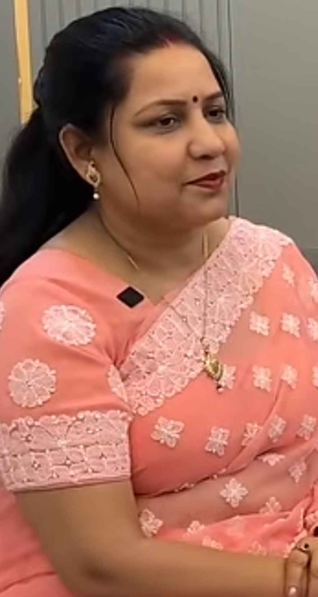 बिग बॉस 18 के कंटेस्टेंट अविनाश मिश्रा की मम्मी संगीता मिश्रा ने मीडिया को इंटरव्यू दिया है