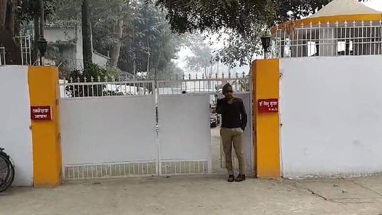 bihar EOU raids at several locations of Patna Beur Jail Superintendent Vidhu kumar ann EOU Raid: बेऊर जेल अधीक्षक के कई ठिकानों पर EOU की रेड, आय से अधिक संपत्ति का मामला