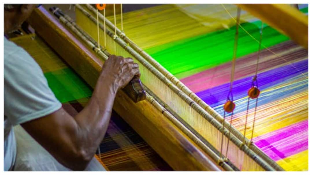 Modi Govt has sanctioned ten handloom clusters for Andhra Pradesh Andhra Pradesh News: ఏపీ చేనేత కార్మికులకు సంక్రాంతి కానుక - లోకేష్, బాలకృష్ణకు గుడ్ న్యూస్ చెప్పిన కేంద్రం