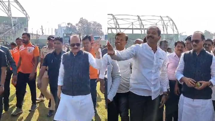 आज उपमुख्यमंत्री अजितदादा पवार बारामती दौऱ्यावर आहेत. यावेळी अजित पवारांनी बारामतीत बॉलिंग करण्याचा आनंद घेतला. बारामतीतील आंबेडकर स्टेडिअम वरती विविध क्रिकेटचे सामने होत असतात.