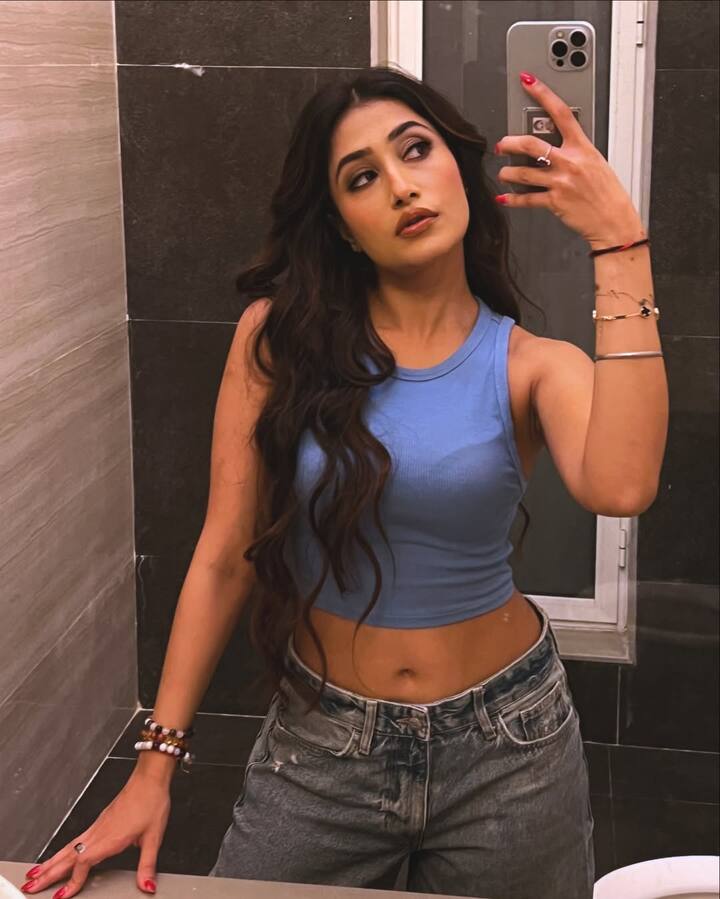 दोघांनीही एकमेकांना अनफॉलो केल्यानंतर युझवेंद्र चहलने इन्स्टाग्रावर एक स्टोर ठेवली आहे. त्याच्या या सूचक स्टोरीचे वेगवेगळे अर्थ लावले जात आहेत.