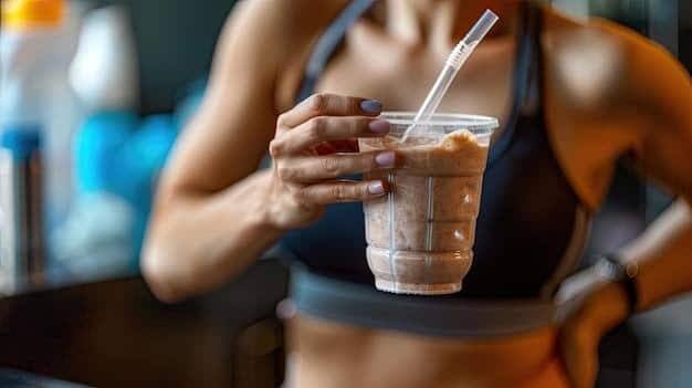 હેલ્થ એક્સપર્ટ્સનું કહેવું છે કે જો પ્રોટીન શેકનું વધારે સેવન કરવામાં આવે તો તેનાથી જોખમો થઈ શકે છે. વધુ પડતું પ્રોટીન કિડની પર દબાણ પણ લાવી શકે છે. આ પાચન તંત્રને ગંભીર નુકસાન પહોંચાડે છે. તેથી નિષ્ણાતોની સલાહ લીધા વિના તેનું સેવન ન કરવું જોઈએ.