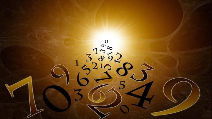 Numerology Prediction: અંકશાસ્ત્રમાંથી બનાવેલ સંખ્યાત્મક મૂલાંક સંખ્યા એટલે કે નંબરોલોજી પર આધારિત છે. ચાલો જાણીએ 05 જાન્યુઆરી, 2025, રવિવાર માટે નંબર 1 થી 9 વાળા લોકો માટે શું લઇને આવ્યો છે.