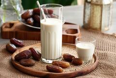 રાત્રે દૂધમાં ખજૂર મિક્સ કરી ખાવાથી શરીરને મળશે આ 8 ગજબના ફાયદા, જાણી લો