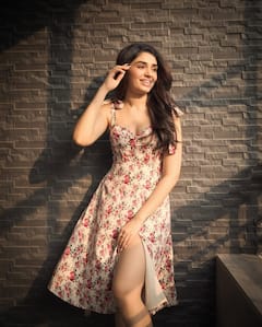 Krithi Shetty : కృతి శెట్టి సన్​కిస్డ్ లుక్​ అదిరిపోయింది కదూ.. ఇన్​స్టాగ్రామ్​ ఫోటోలకు హీరోయిన్ మంచి టిప్ ఇచ్చిందిగా