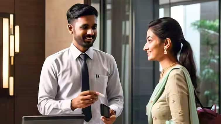 অবিবাহিত যুগলদের হোটেলে ‘নো এন্ট্রি’, চেক ইনে লাগবে এই নথি অবিবাহিত যুগলদের হোটেলে ‘নো এন্ট্রি’, চেক ইনে লাগবে এই নথি