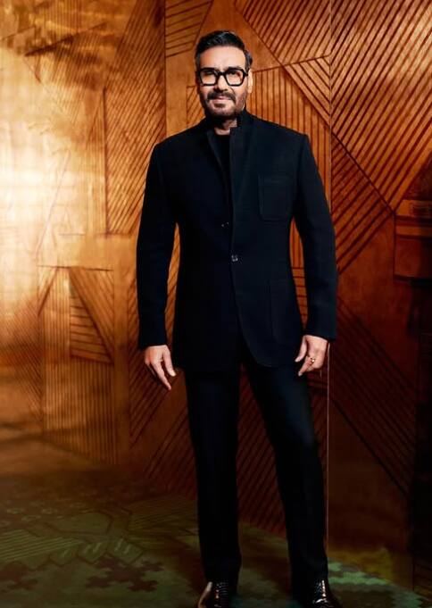 आपको जानकर हैरानी होगी कि अजय देवगन का असली नाम विशाल वीरू देवगन है. उन्होंने फिल्मों में आने के लिए अपना नाम विशाल से अजय कर लिया था.