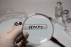 કોરોના બાદ હવે HMPV વાયરસે વધારી ચિંતા, શું આ બીમારી માટે દવા વેક્સિન ઉપલબ્ધ છે?