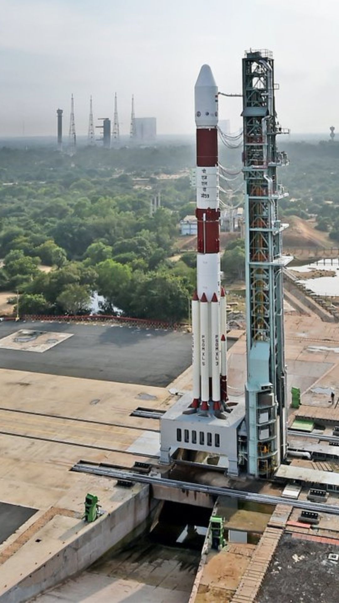 PSLV-C60 ராக்கெட் இரண்டு SpaDeX செயற்கைக்கோள்களை சுற்றுப்பாதையில் நிலைநிறுத்தியது.