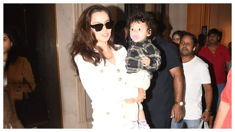 Kangana Ranaut's Nephew Steals The Show At Emergency Promotions. See Pics