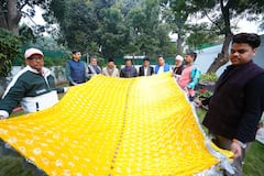 CM आतिशी और अरविंद केजरीवाल ने अजमेर शरीफ दरगाह के लिए भेजी चादर, शांति की दुआ की