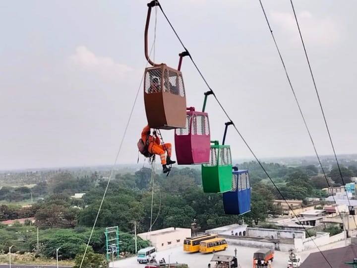 Karur kulithalai Ratnagiri Temple rope car Rehearsal tnn வழியில் ரோப்கார் பழுதானால் என்ன செய்வது? - ரத்தினகிரீஸ்வரர் கோயிலில் நடந்த ஒத்திகை