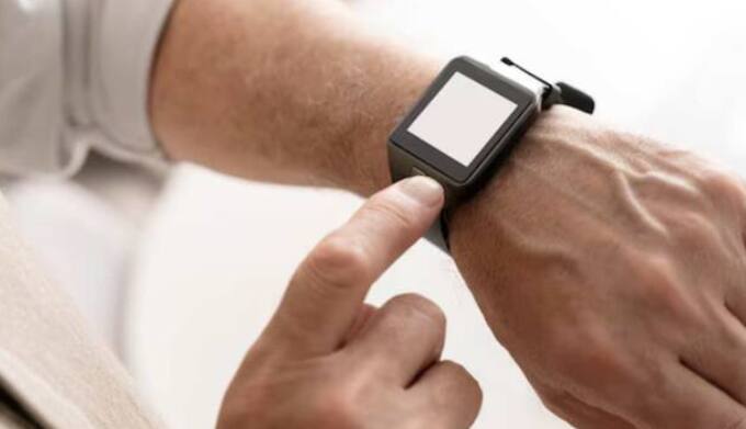 ਜਦੋਂ ਵੀ ਘੜੀ ਪਾਉਣ ਵਾਲਾ ਵਿਅਕਤੀ ਸਿਗਰਟ ਪੀਏਗਾ, ਤਾਂ ਘੜੀ ਉਸ ਨੂੰ ਅਲਰਟ ਭੇਜੇਗੀ ਤਾਂ ਜੋ ਉਹ ਵਿਅਕਤੀ ਸੁਚੇਤ ਹੋ ਸਕੇ, ਇਹ ਸੰਦੇਸ਼ ਕੁਝ ਇਸ ਤਰ੍ਹਾਂ ਹੋ ਸਕਦਾ ਹੈ,