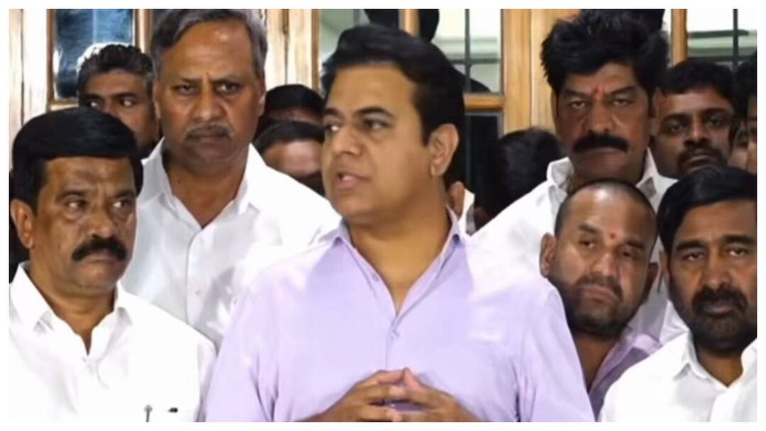 KTR Comments On Revanth Reddy: ఫార్ములా ఈ కేసుపై జూబ్లీహిల్స్లోని మీ ఇంటిలో చర్చ పెడతావా?- ముఖ్యమంత్రికి కేటీఆర్ సవాల్ brs working president comments on formula e car racing case and revanth reddy ponguleti srinivas reddy congress govt KTR Comments On Revanth Reddy: ఫార్ములా ఈ కేసుపై జూబ్లీహిల్స్లోని మీ ఇంటిలో చర్చ పెడతావా?- ముఖ్యమంత్రికి కేటీఆర్ సవాల్