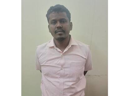 karur Former Vck executive Raja arrested in Karur for goondas act tnn கரூரில்  முன்னாள் விசிக நிர்வாகி ராஜா குண்டர் சட்டத்தில் கைது