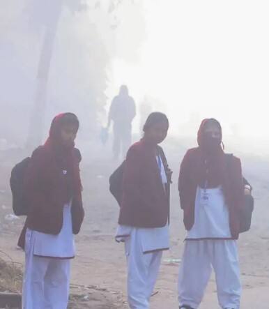 ਕੀ ਸਕੂਲਾਂ 'ਚ ਵੱਧ ਸਕਦੀਆਂ ਛੁੱਟੀਆਂ? ਜਾਣੋ ਭਲਕੇ ਕਿੰਨੇ ਵਜੇ ਖੁੱਲ੍ਹਣਗੇ ਸਕੂਲ