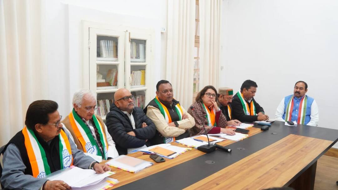 UP Congress District Chief examination and 10 questions will have to be answered ann यूपी में कांग्रेस का अध्यक्ष बनने के लिए होगी परीक्षा! इन 10 सवालों का देना होगा जवाब