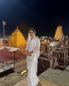 चंदन का तिलक, सिर पर दुपट्टा और हाथ जोड़े हुए भोले बाबा की भक्ति में लीन दिखीं सारा अली खान, एक्ट्रेस ने पहले सोमवार किए मंदिर में दर्शन