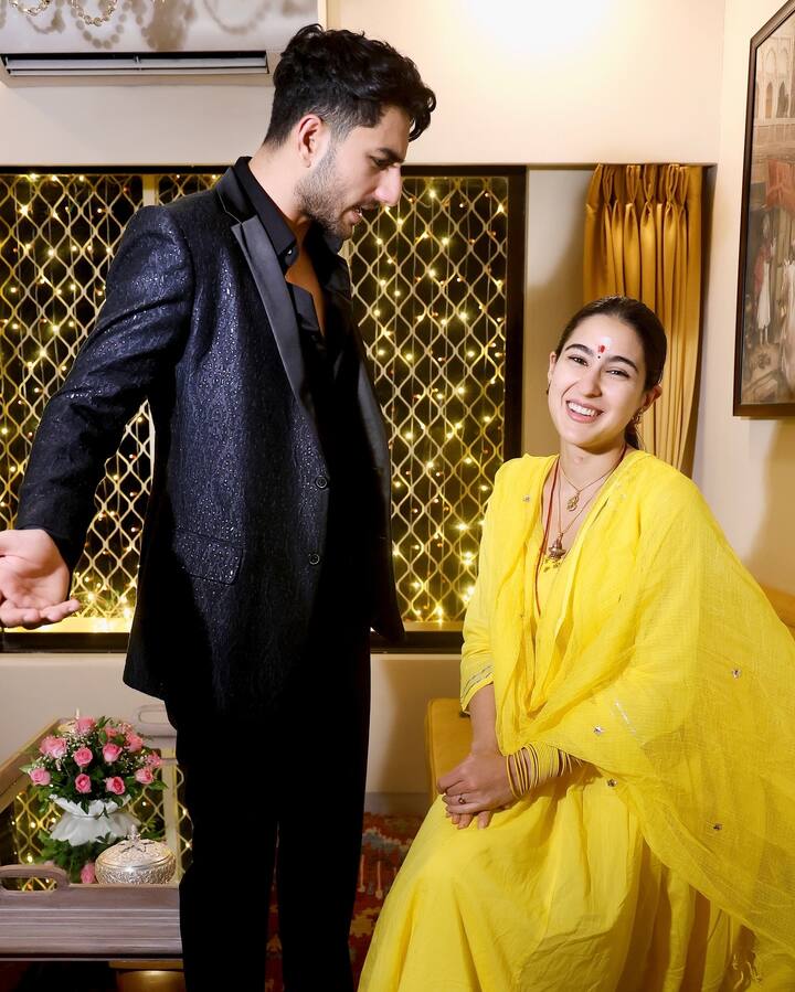 सारा अली खानने नवीन वर्षाच्या पहिल्या सोमवारी श्रीशैलम येथील मल्लिकार्जुन ज्योतिर्लिंगाला भेट दिली.