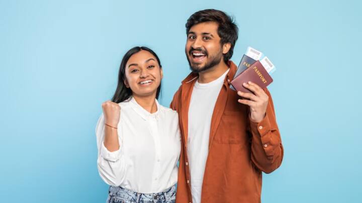 फाइलिंग फीस- कंपनियों को सभी H-1B वीजा धारकों के लिए 460 डॉलर का शुल्क भरना होता है, इसके अलावा धोखाधड़ी शुल्क के तौर पर 500 डॉलर का भुगतान करना होता है.