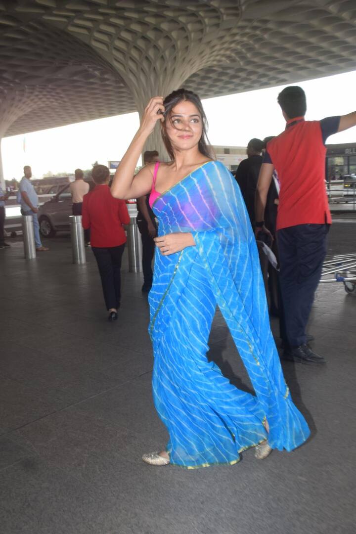 वामिका गब्बी ने पंजाबी फिल्म इंडस्ट्री का पॉपुलर चेहरा हैं. उन्होंने बचपन में ही हिंदी फिल्म 'जब वी मेट' से अपना शानदार बॉलीवुड डेब्यू किया था.