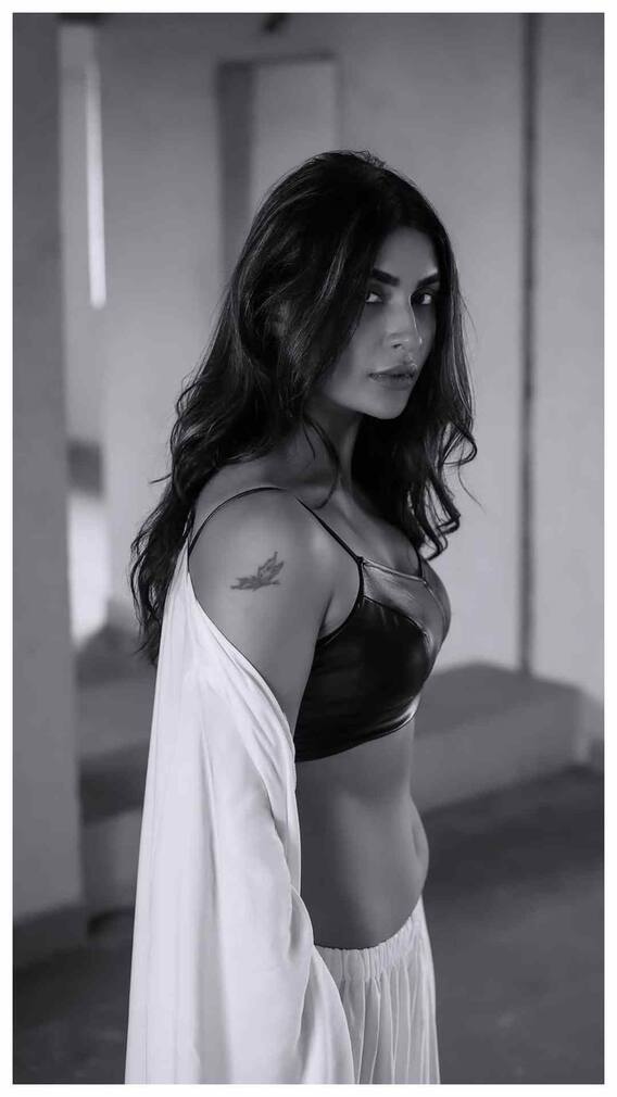 टीवी की इस एक्ट्रेस को स्कूल में टीचर्स कहते थे कैरेक्टरलेस